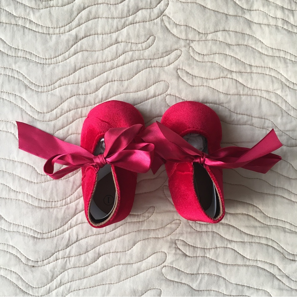 Adorable Red baby shoes